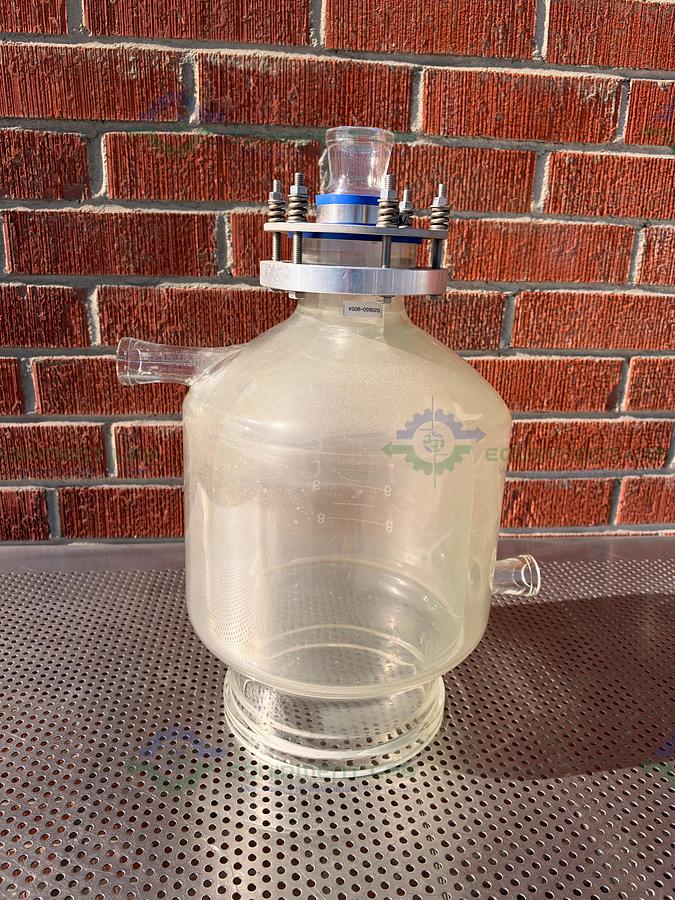 Used Unbranded 1.5 Liter Jacketed Reactor Glass