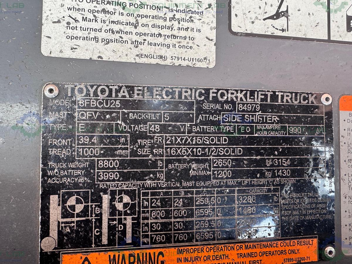 Used Toyota 8FBCU25 Electric Forklift 5000 lbs Capacity 4 Stage Mast w/ Charger