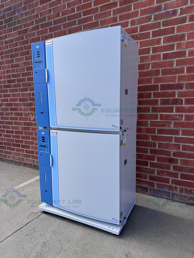 Used Thermo Forma 3310 Steri-Cult Double Stack CO2 Incubator, 11 cu. ft, 50°C MFG 21