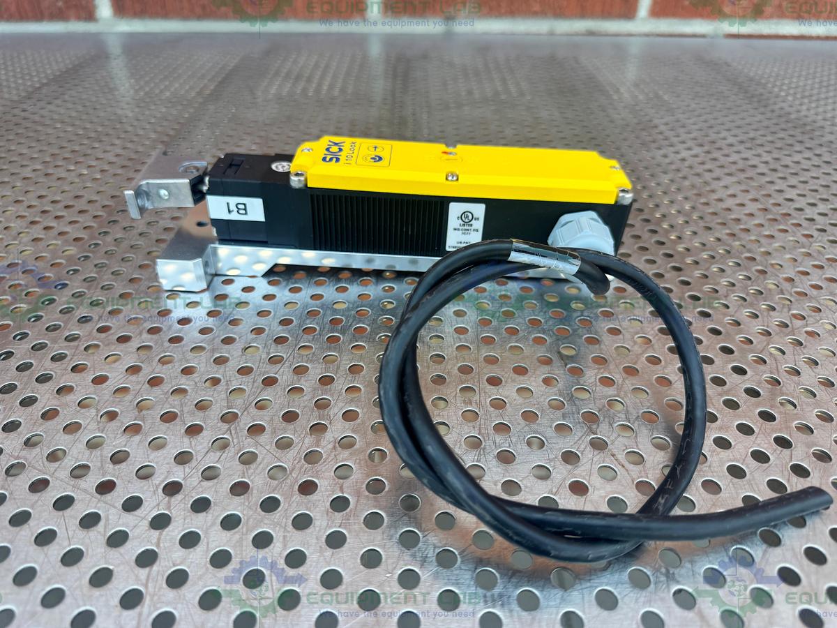 Used Sick i10-E0253 Safety Door Locking Device 250V