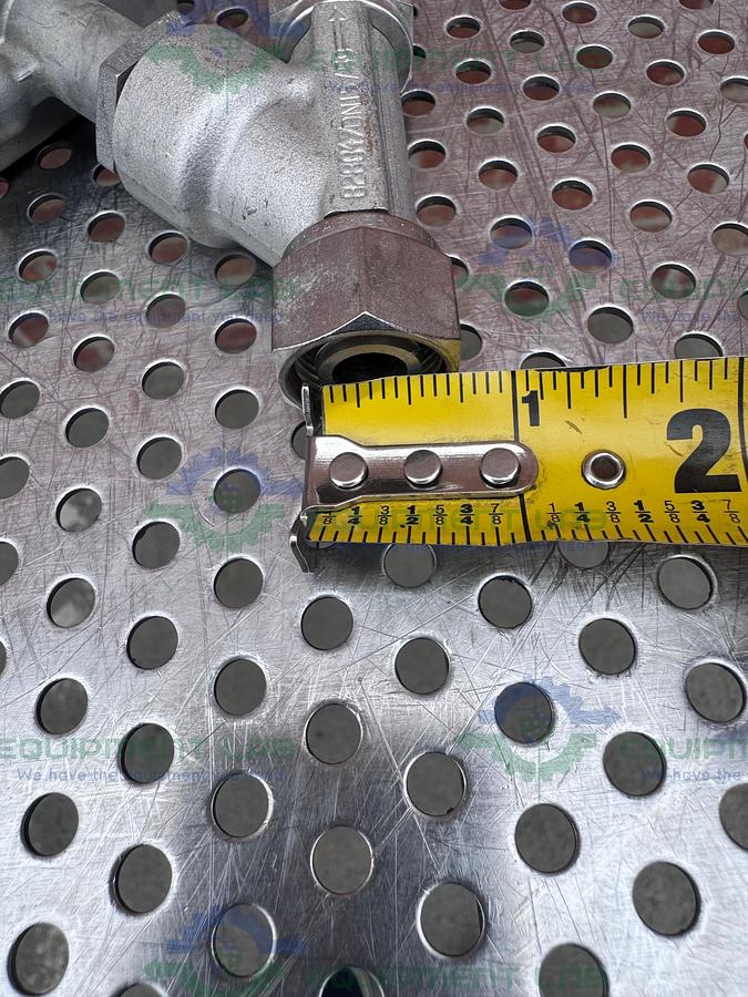 Used Gemu 540/15/D59405-1 Pneumatic Valve Actuator w/ 1/2" NPT Fitting