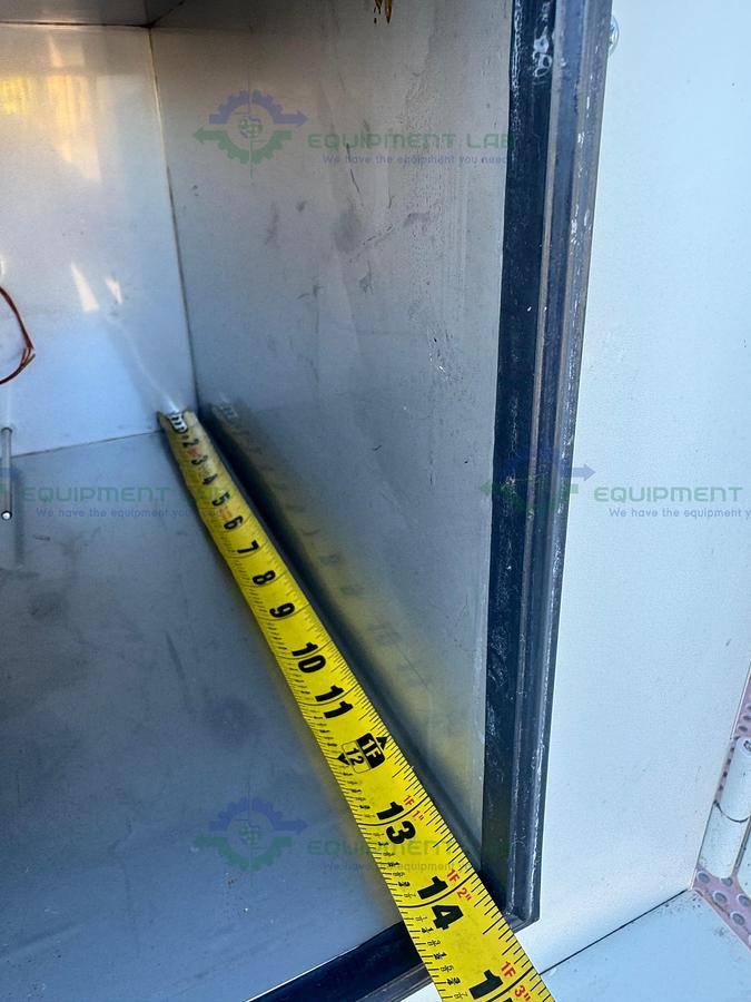 Used Lindberg / Blue M / Thermo V0914A Vacuum Oven 6° to 260°C, 0.65 cu. ft.