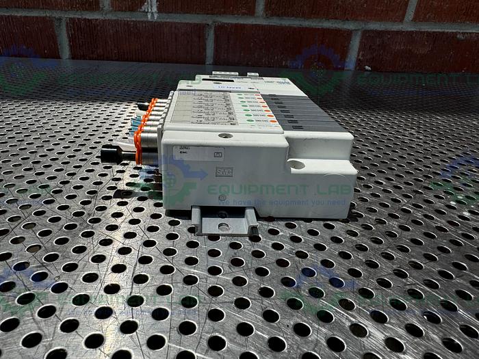 Used SMC EX140-SDN1 Interface Serial Unit w/ Lot of 8 SMC SQ1A31Y-5-N7 Solenoid Valve