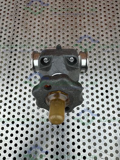 Used ITT Pure Flo 316L Stainless Steel Diaphragm Valve w/ 1" Sanitary Fitting