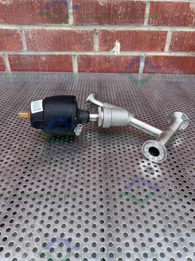 Used Gemu 554/25/D55 Pneumatic Angle Seat Globe Valve w/ 1" Sanitary Fitting