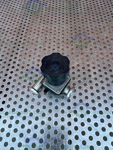 Used ITT Pure Flo 3- Way 316L Diaphragm Valve w/ 1/4" to 1/2" Sanitary Fitting