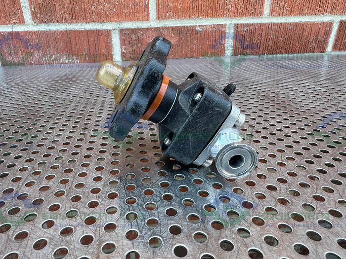 Used ITT / Grinnell 316L Stainless Steel Diaphragm Valve w/ 1/2" Sanitary Fitting