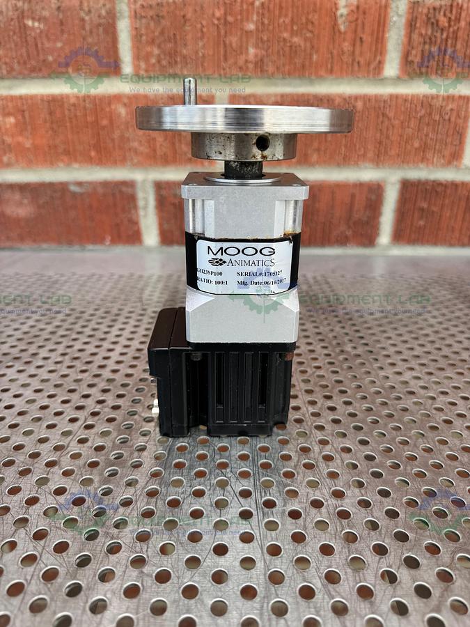 Used Moog SM23165DT-DE Integrated Servo Smart Motor w/ Moog GH23SP100 Gear Box 100:1