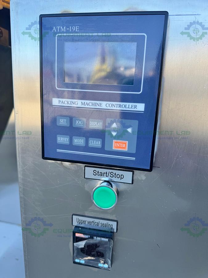  for parts or not working Chinese DS-200A Packaging Machine 220V w/ Sanch S900.2S0.75G VFD