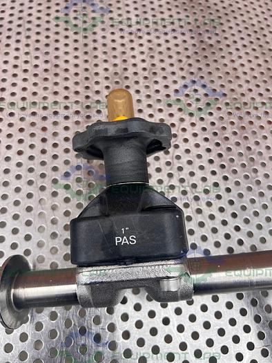 Used ITT Pure Flo 1-316L-SFV5-CWP150 3 -Way Diaphragm Valve w/ 1" Sanitary Fitting