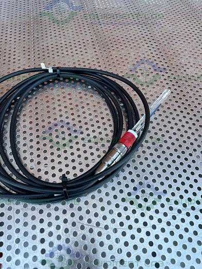 Used ABB TB82PH101021 1NS pH / ORP / pION Transmitter w/ Mettle Toledo pH Sensor