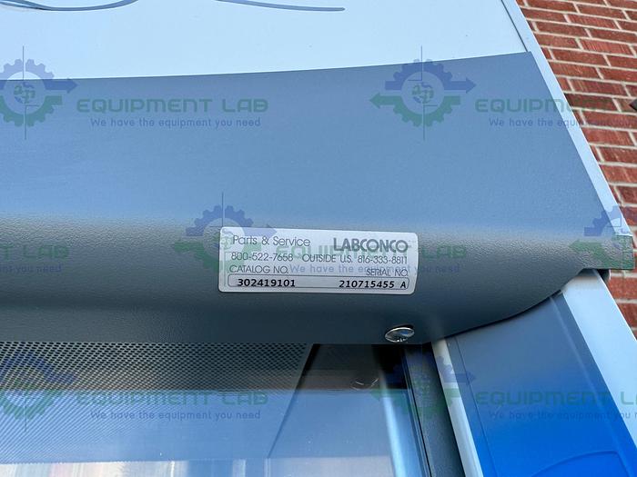 Used Labconco  302419101  Logic Plus Series Biosafety Cabinet 4 Ft Class II Type A2