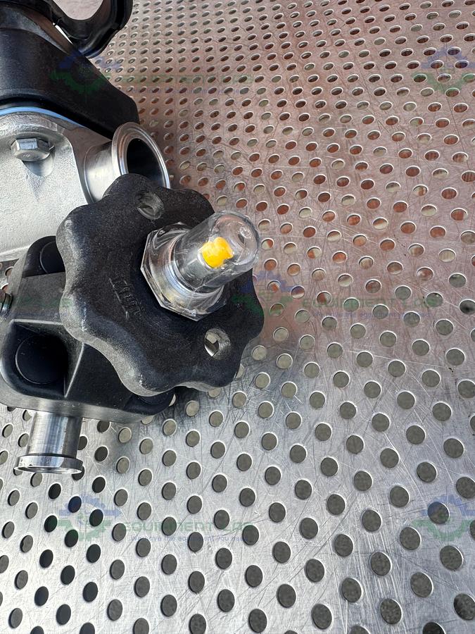 Used 2- ITT Pure Flo RA0.5MAX Diaphragm Valve w/ 1" to 1/2" Sanitary Fitting