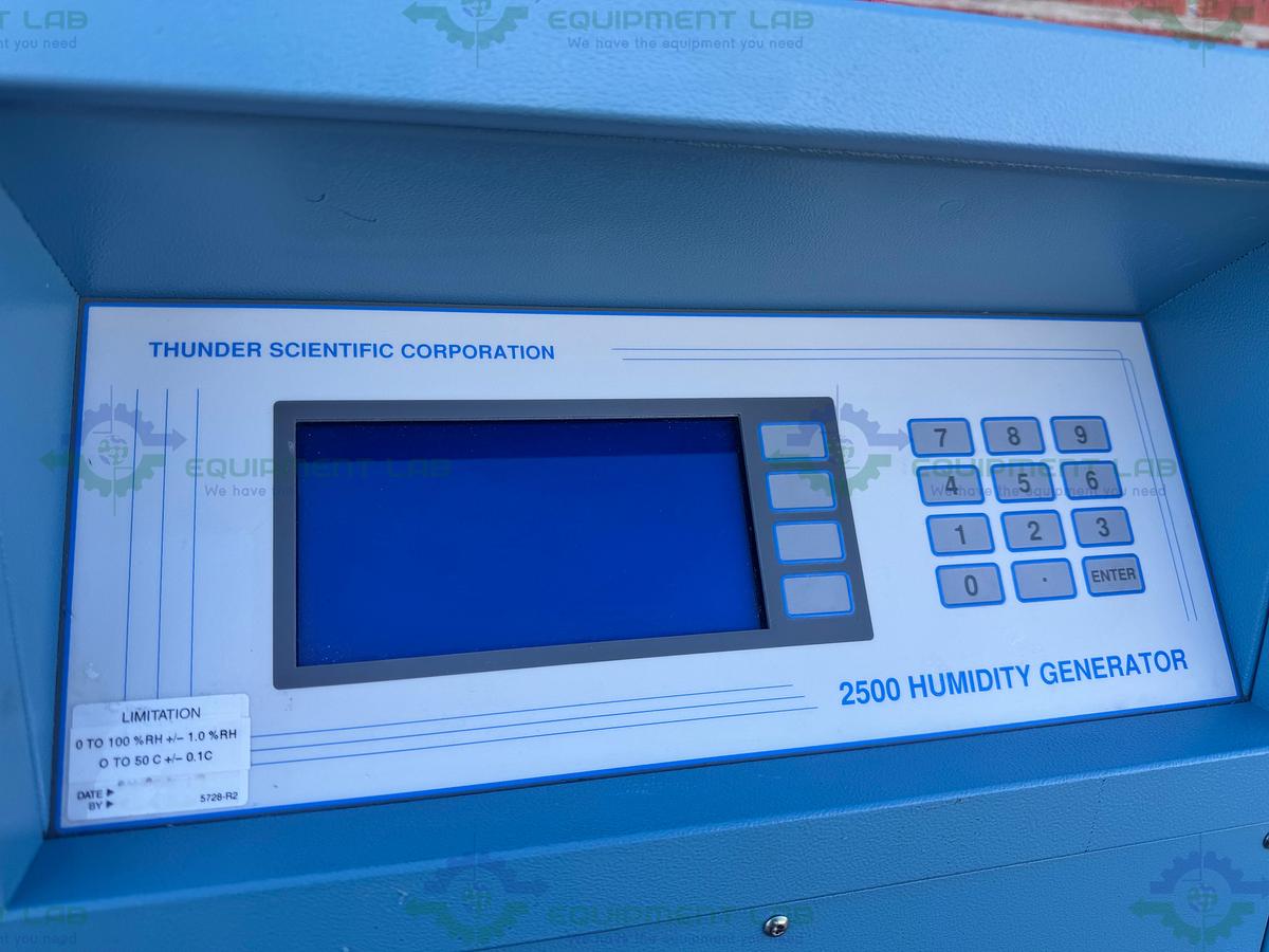 Used Thunder Scientific 2500 ST Humidity Generator 0 - 70ºC, RH 10% - 95%, 653 Hrs