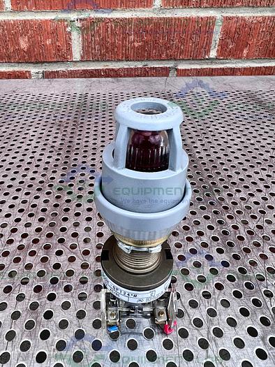 Used Allen-Bradley 800H-QPT24 Series C Illuminated Push Button Switch 24V