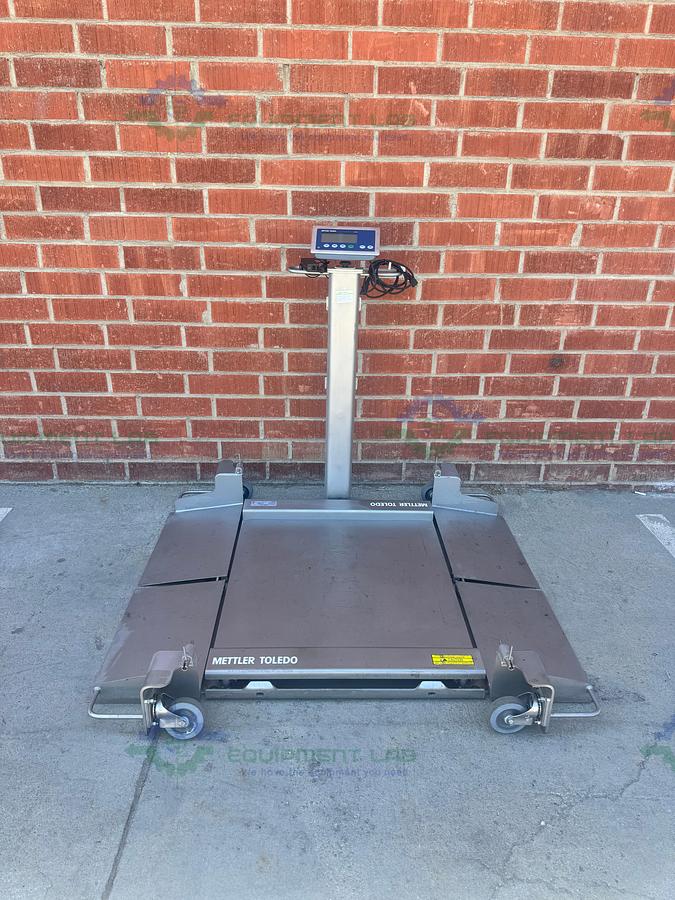 Used Mettler Toledo 2888 Stainless Steel Scale 1000 lbs w/ 30" x 30" Platform, Ramps