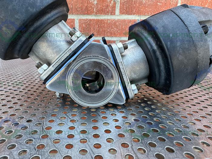 Used 2 ITT Pure Flo Advantage 3 - Way Diaphragm Valve w/ 1" Sanitary Fitting