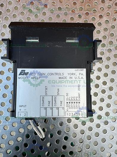 Used Red Lion Controls  APLLP 500 Apollo Loop Powered Process Indicator
