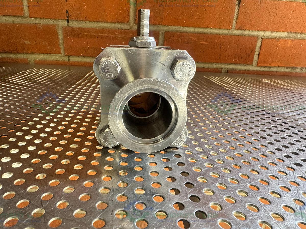 Used A&N Corporation Stainless Steel Ball Valve w/ KF40 Vacuum Fitting