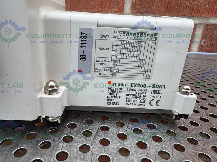 Used SMC EX-250-SDN1 Interface Serial Unit w/ 8 SMC VQ2A01N-5B- X65 Solenoid Valve