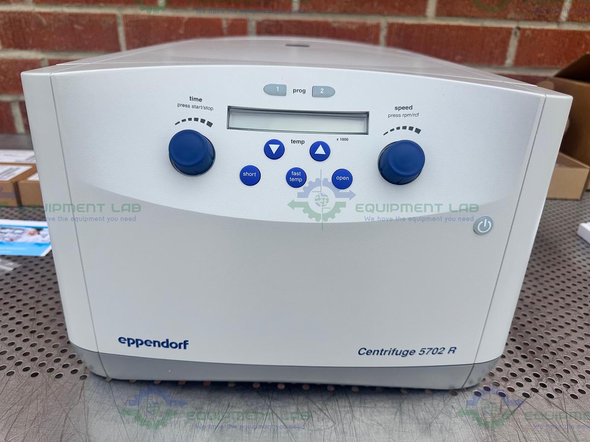 Eppendorf 5702R Refrigerated Centrifuge w/ Swing Bucket Rotor and Accessories