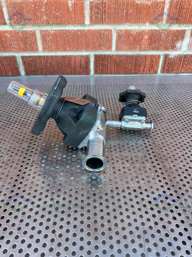 Used 2- ITT Pure Flo RA25MAX Diaphragm Valve w/ 1 1/2" to 1/2" Sanitary Fitting