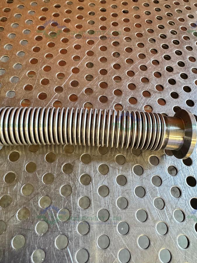 Used Stainless Steel Bellows Flexible Vacuum Hose 10" w/ KF 16/10 Fitting