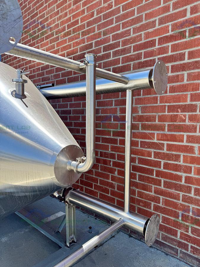 Used Blackstone Ventures 4700 L/30 BBL  Stainless Steel Jacketed Fermentation Tank