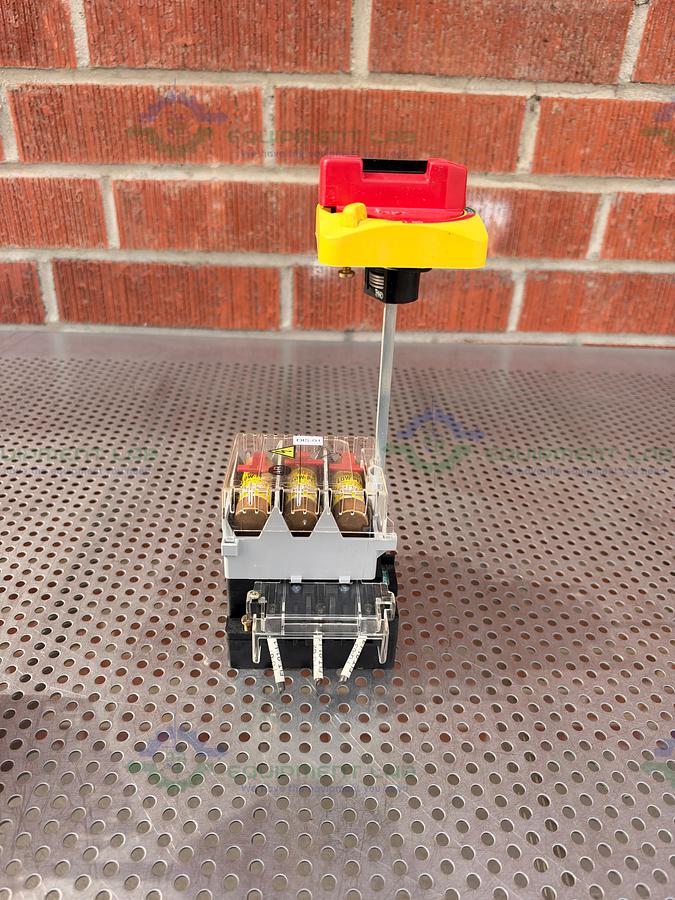 Used Allen Bradley 194R-NJ030P3 3-Pole, 30 amp Fused Rotary Disconnect Switch
