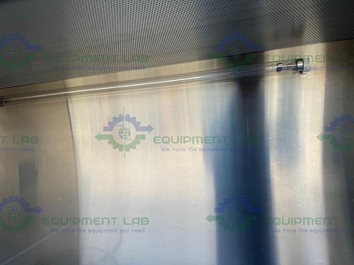 Used Labconco 302419101 Logic Plus Series Biosafety Cabinet 4 Ft Class II Type A2