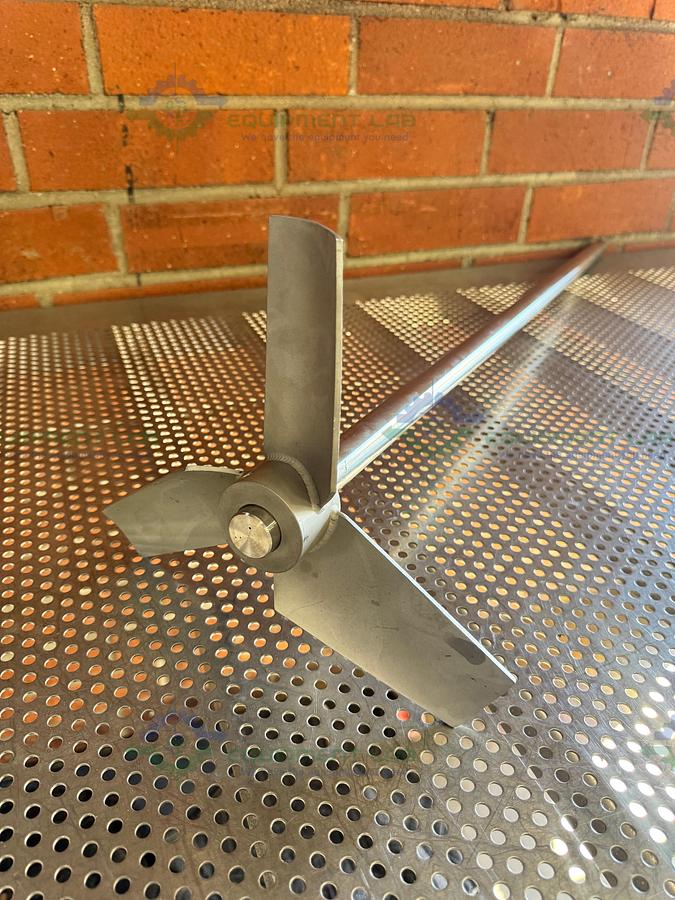 Used Unknown Stainless Steel Impeller Shaft / Mixing Rod 39" Height x 1"