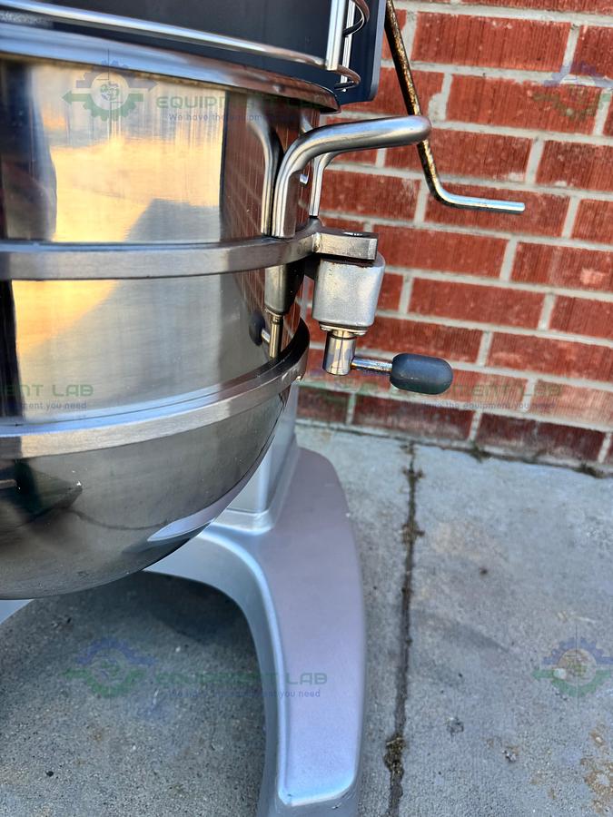 Used Hobart Legacy HL300 Planetary Floor Mixer 30 Qt, 3/4 HP, 120V