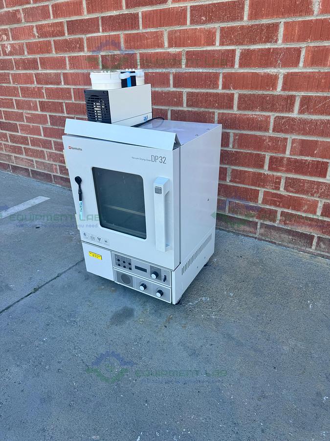 Used Yamato DP32 Vacuum Oven 250°C, 1 Cu. Ft. w/ KNF UN820.3FTP IP44 Diaphragm Pump