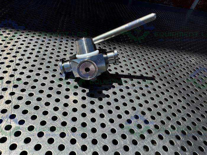 Used GE Healthcare Salvi DN6 975 4-way 316 Valve 18-5757-01 w/1/4" Sanitary Fitting