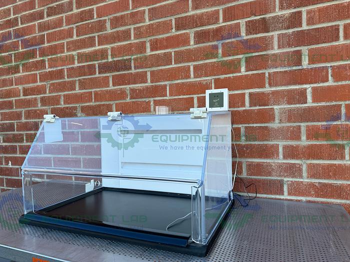 Used Flow Sciences FS2015 BKFVA 3 Ft Top Mount Vented Balance Safety Enclosure