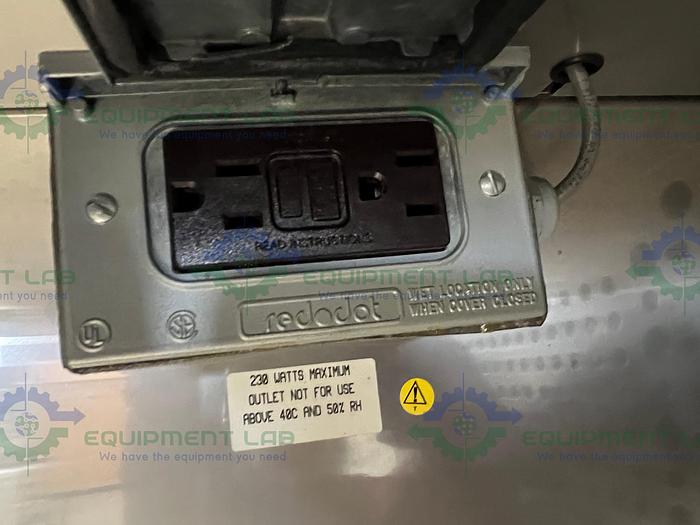 Used Thermo Scientific  3950  CO2 Incubator Temp Range 60C°, 29 CuFT