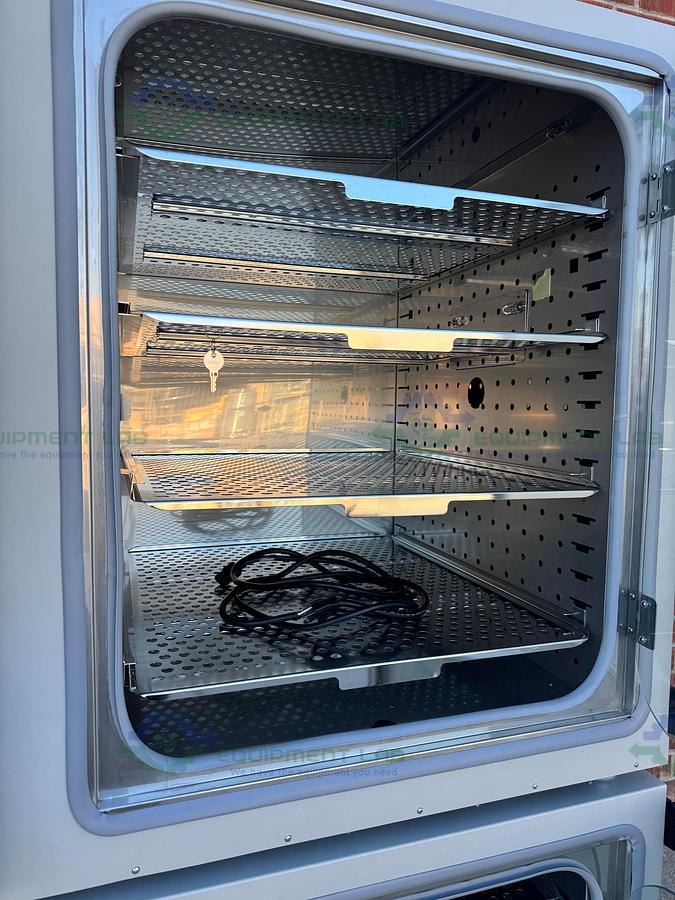 Used Caron 7002-10-1 Double Stack Heated Incubator, 10 cu. ft, 70ºC, 115 VAC