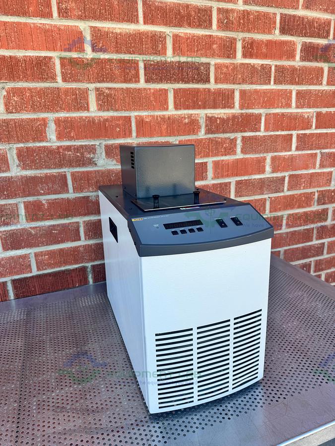 Used Fluke Hart Scientific 7320 Compact Temperature Calibration Bath –20 °C to 150 °C