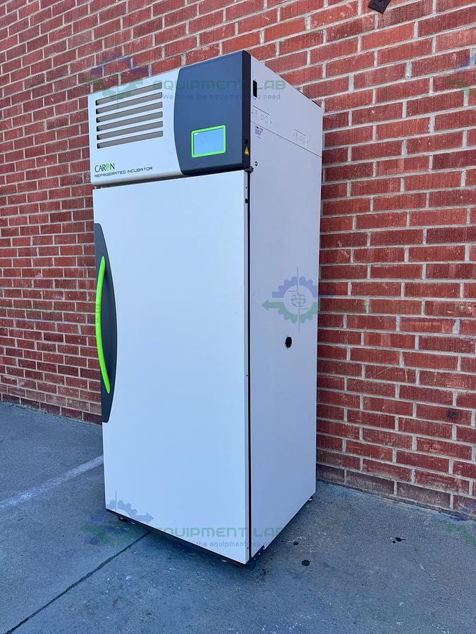 Used Caron 7001-33-1 Reach In Refrigerated Incubator  5 to +70°C, 33 Cu, Ft, 115 V