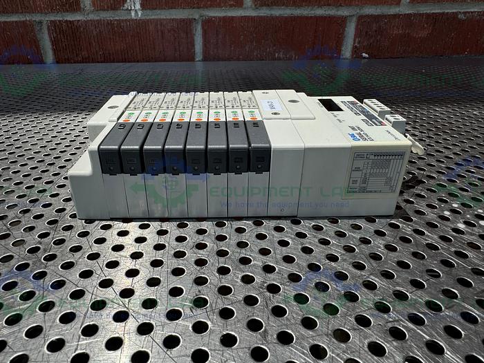 Used SMC EX140-SDN1 Interface Serial Unit w/ Lot of 8 SMC SQ1A31Y-5-N7 Solenoid Valve
