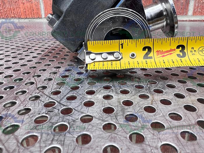 Used ITT Pure Flo 3-Way 1-316L-RA20MAX-CWP150 Diaphragm Valve w/ 1" Sanitary Fitting