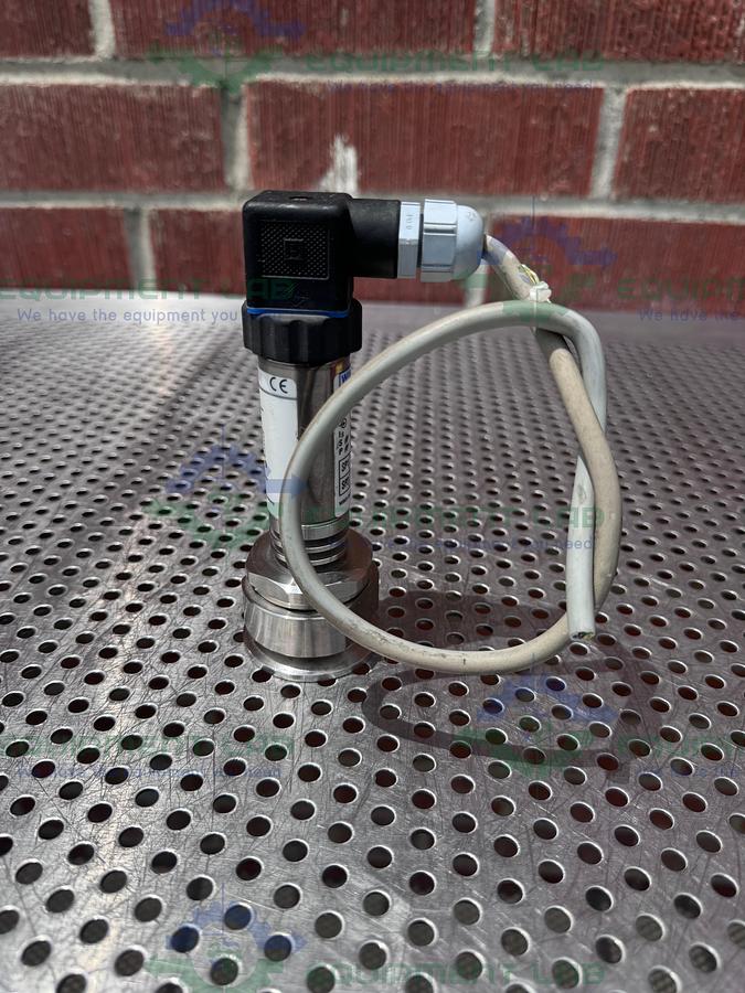 Used Wika PS-11 Stainless Steel Pressure Switch 0-10 Bar, 30 V