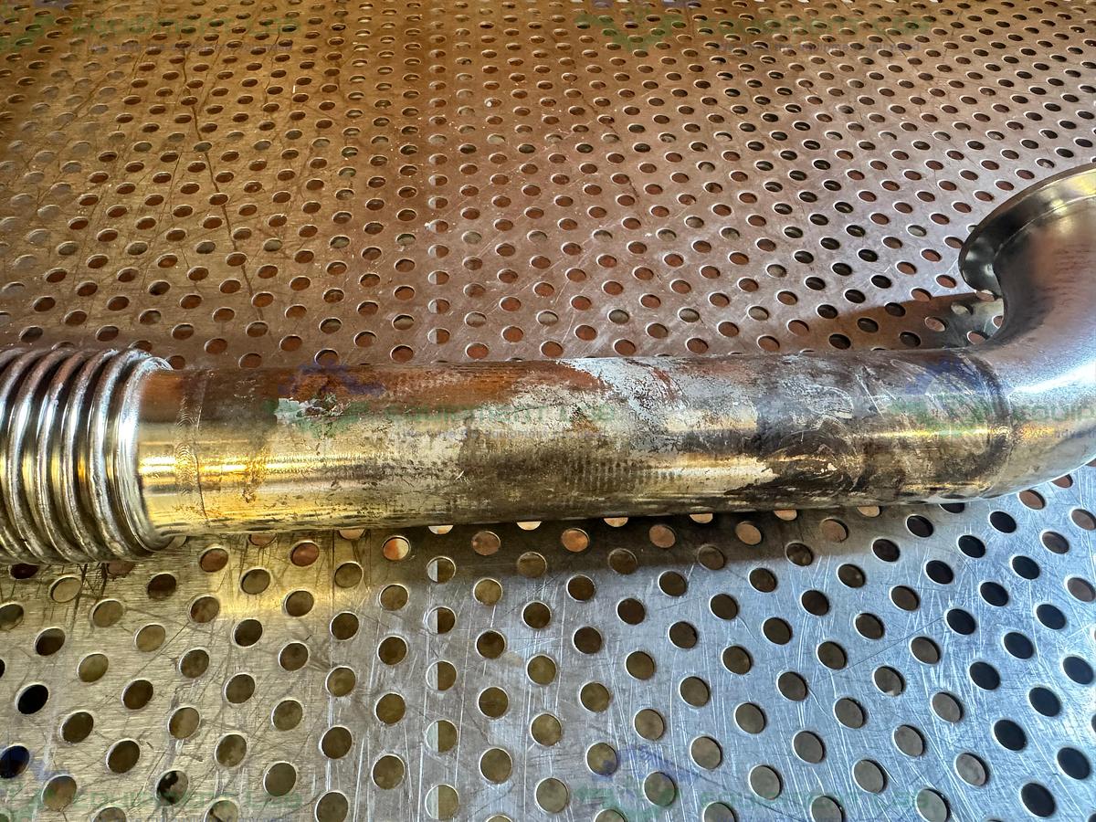 Used Stainless Steel KF40 Vacuum Bellow with 90 Degree Elbow