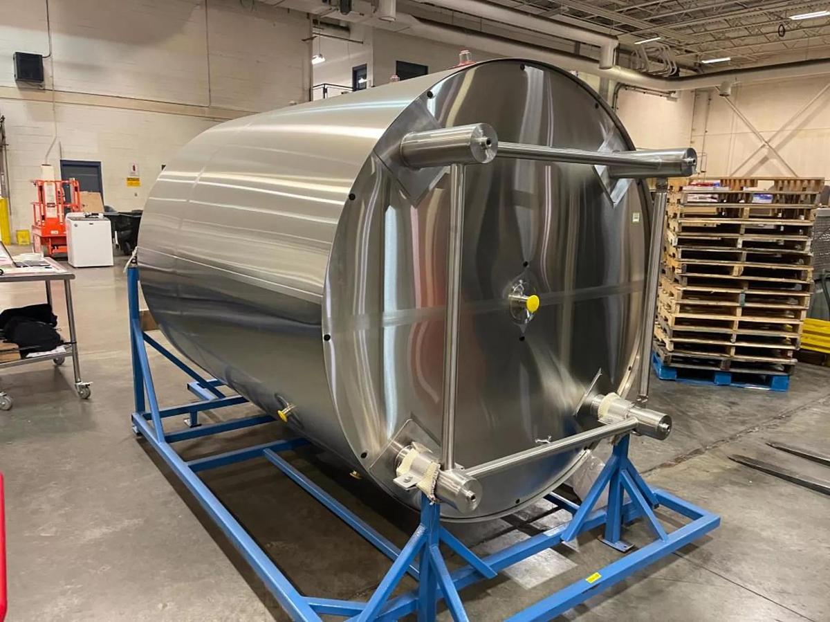 1000 Gallon Stainless Steel Jacketed Vessel / Holding Tank