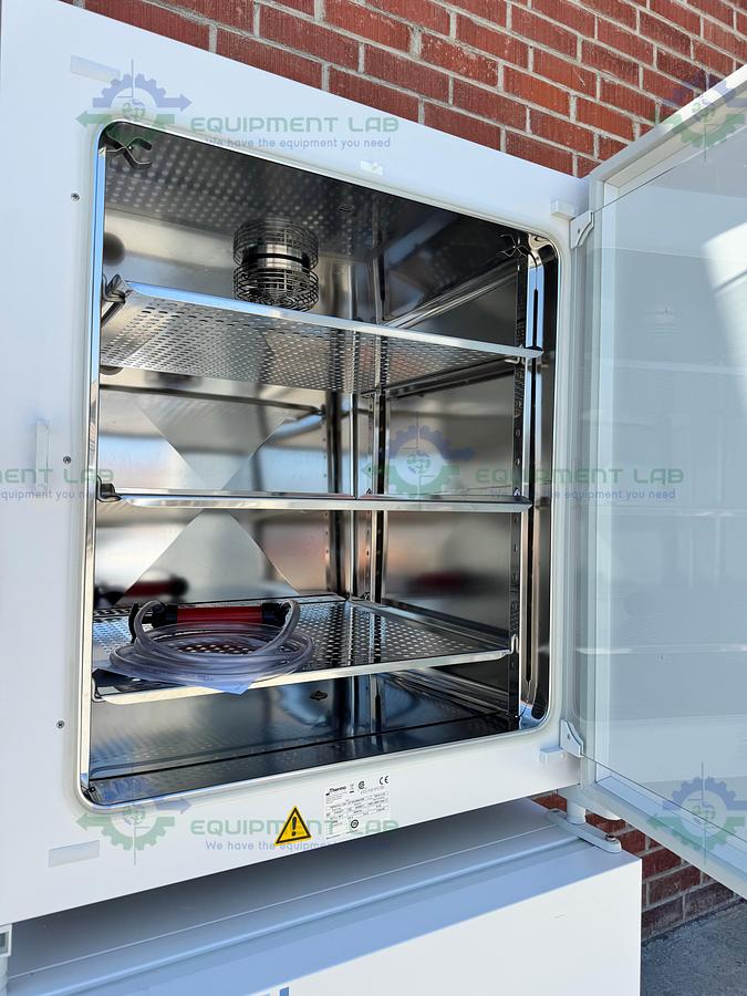 Used Thermo Heracell 240 i GP Double Stack Incubator Ambient +3° to 55°C