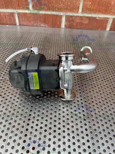 Used ITT Pure Flo Advantage 4 - Way Diaphragm Valve w/ 1.5" to 1/2" Sanitary Fitting