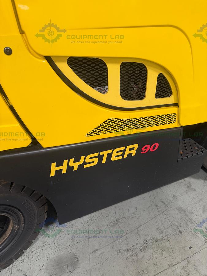 Used Hyster H90FT Forklift 9000 Lbs Capacity 3 Stage Mast w/ Heating and AC MFG 21