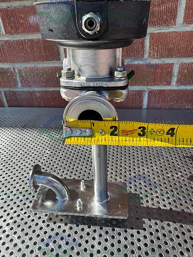 Used ITT Pure Flo Advantage 6 -Way Diaphragm Valve w/  1"  Sanitary Fitting