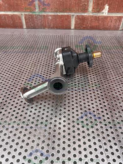 Used ITT Pure Flo 1-316L-SFV5-CWP150 3 -Way Diaphragm Valve w/ 1" Sanitary Fitting