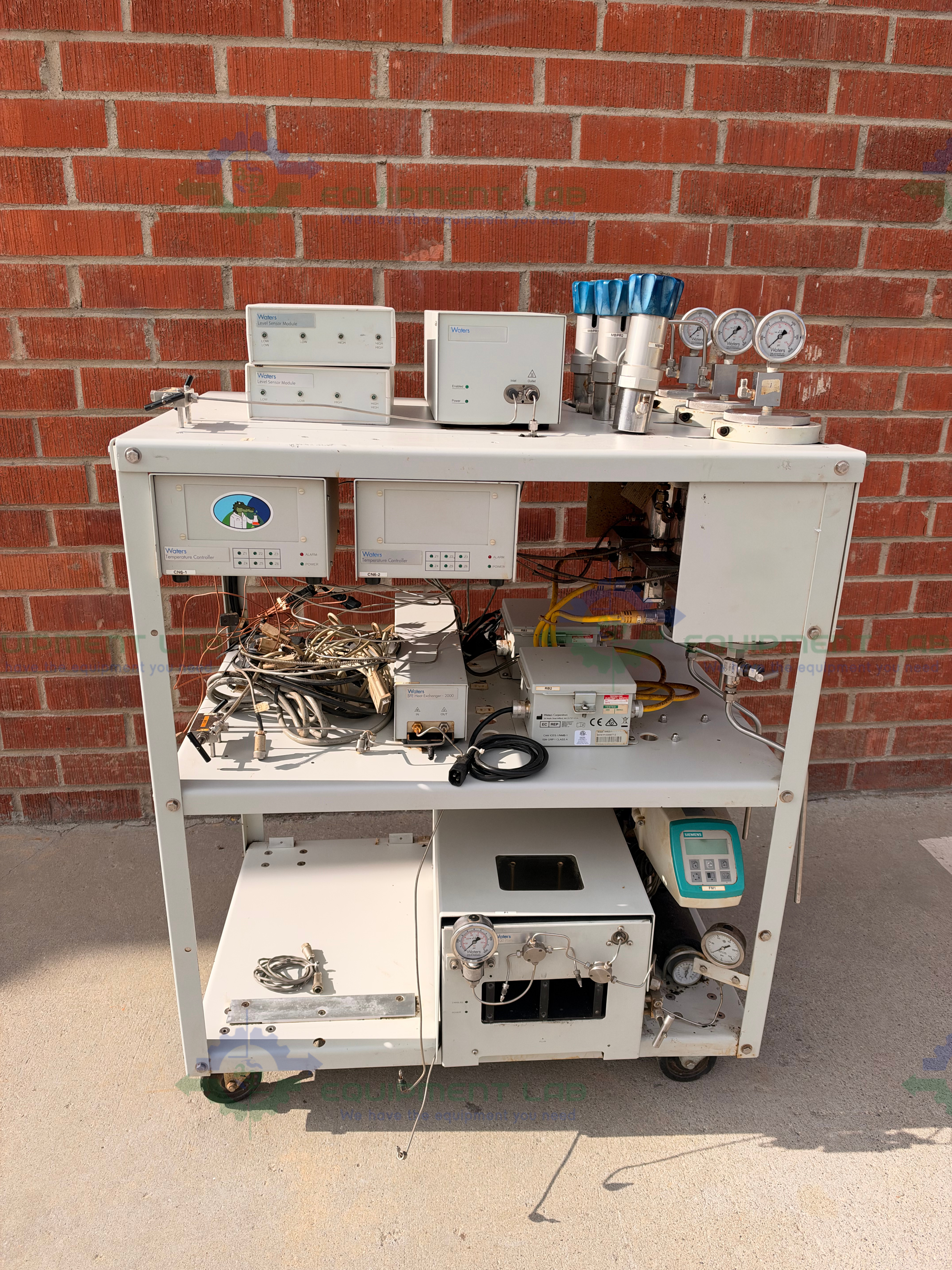  for parts or not working Waters Bio-Botanical Extraction System w/ Waters P-200B Pump